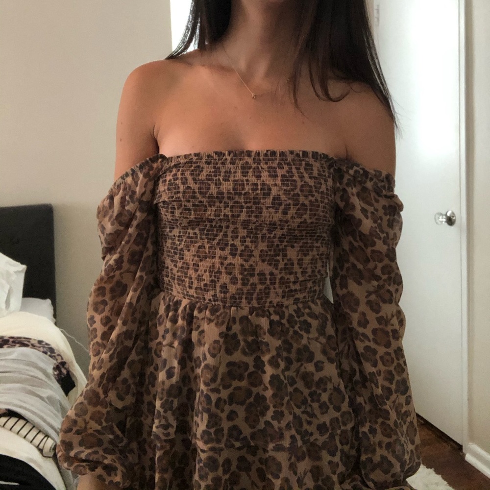 Express Leopard Ruffle Romper XS - Picture 2 of 11